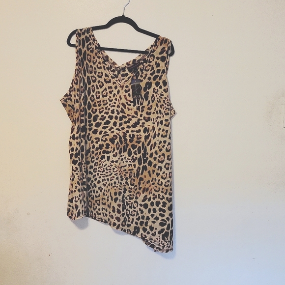 NWT Lane Bryant Animal Print High Low Top Size 20 - Picture 1 of 4